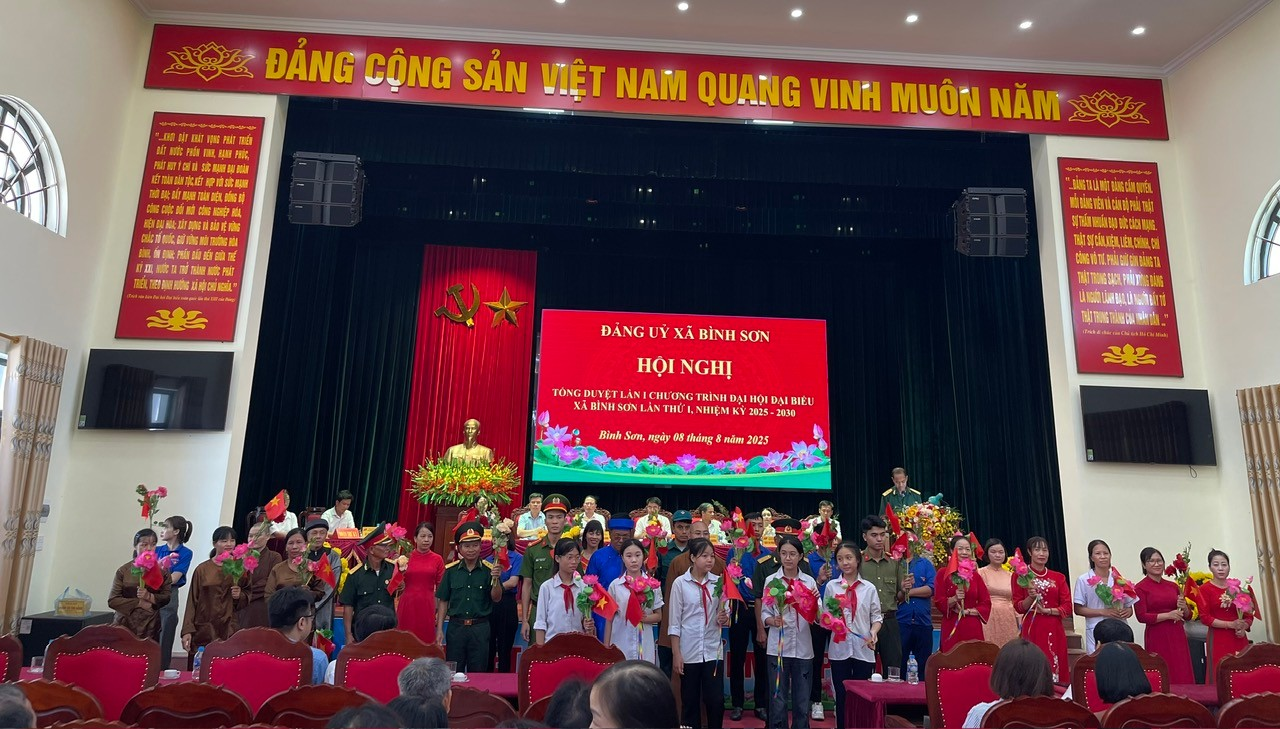 HỘI NGHỊ TỔNG DUYỆT CHƯƠNG TRÌNH ĐẠI HỘI ĐẠI BIỂU ĐẢNG BỘ XÃ BÌNH SƠN LẦN THỨ I, NHIỆM KỲ 2025-2030